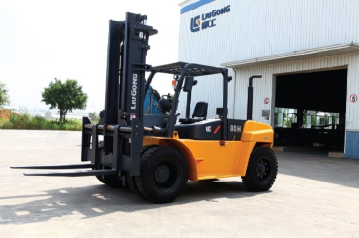 Xe nâng Diesel CLG2080H