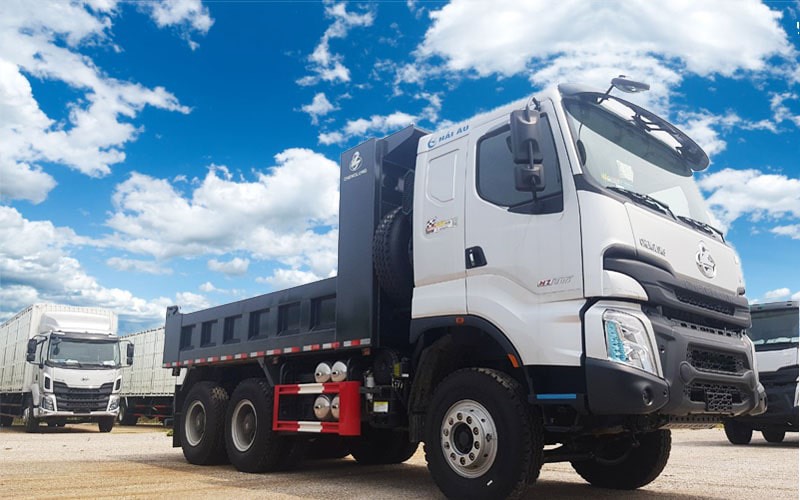 XE TẢI BEN CHENGLONG H7  6x4  385HP