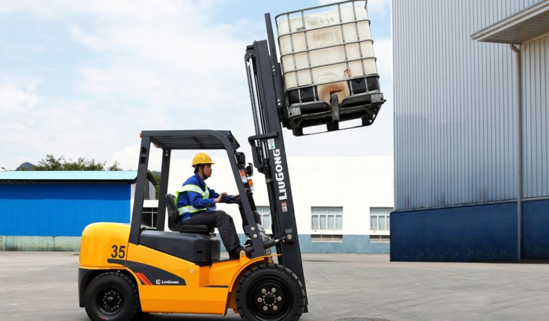 Xe nâng Diesel CPCD35